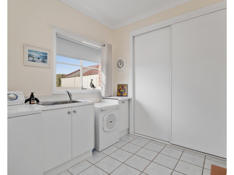 14 Falcon Circuit, Wodonga VIC 3690