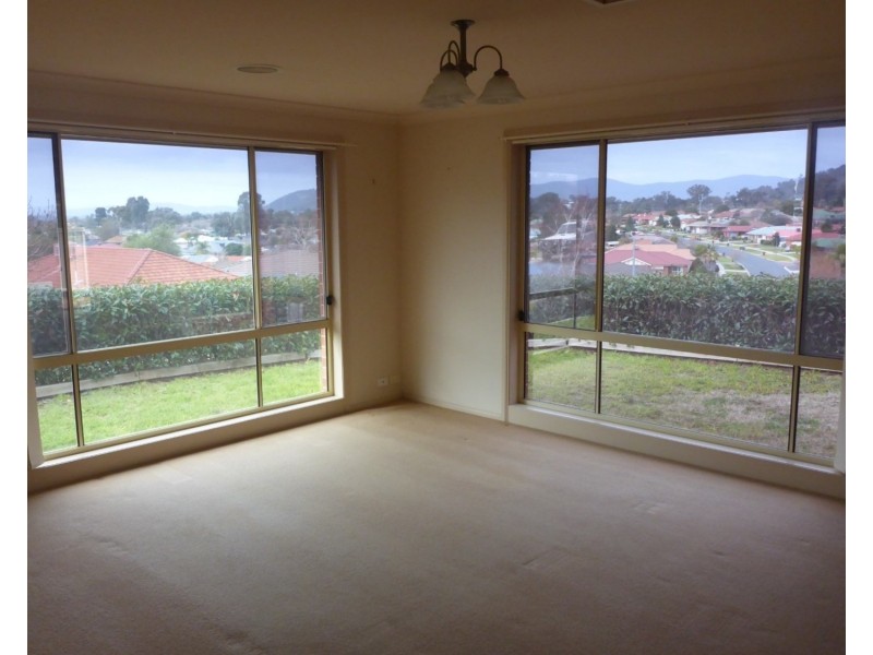 25 Kingfisher Drive, Wodonga VIC 3690