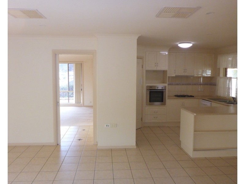 25 Kingfisher Drive, Wodonga VIC 3690