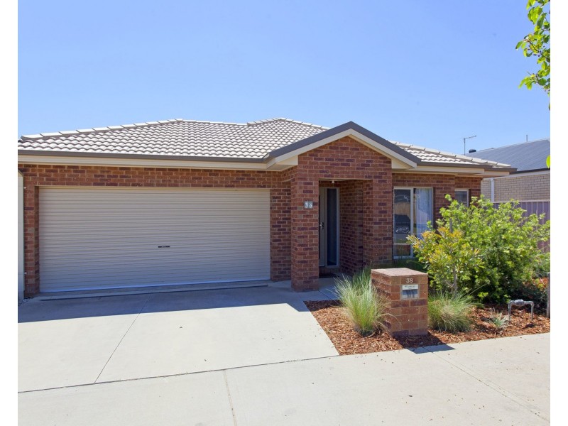 38 Castleton Street, Wodonga VIC 3690