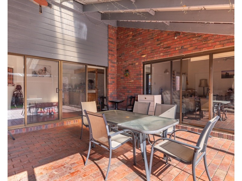 2/8 Fraser Court, Wodonga VIC 3690