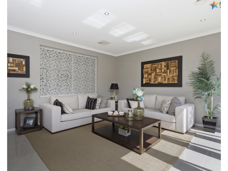 3 Riverside Boulevard, Killara VIC 3691