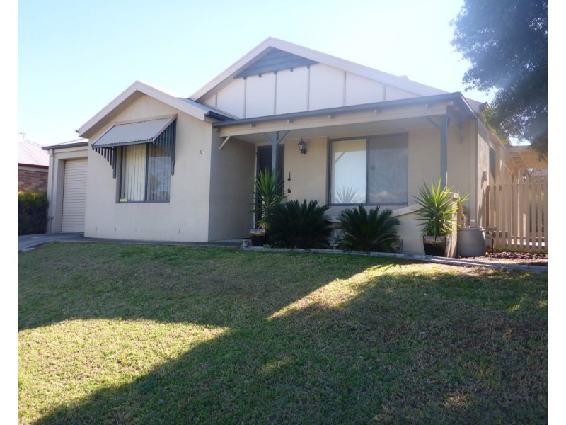 57 Nightingale Avenue, Wodonga VIC 3690