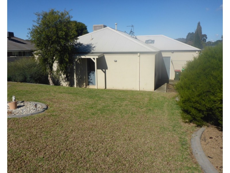 57 Nightingale Avenue, Wodonga VIC 3690