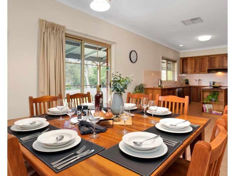 6 Echidna Court, Baranduda VIC 3691