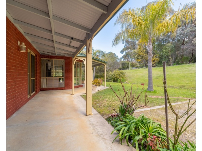 6 Echidna Court, Baranduda VIC 3691