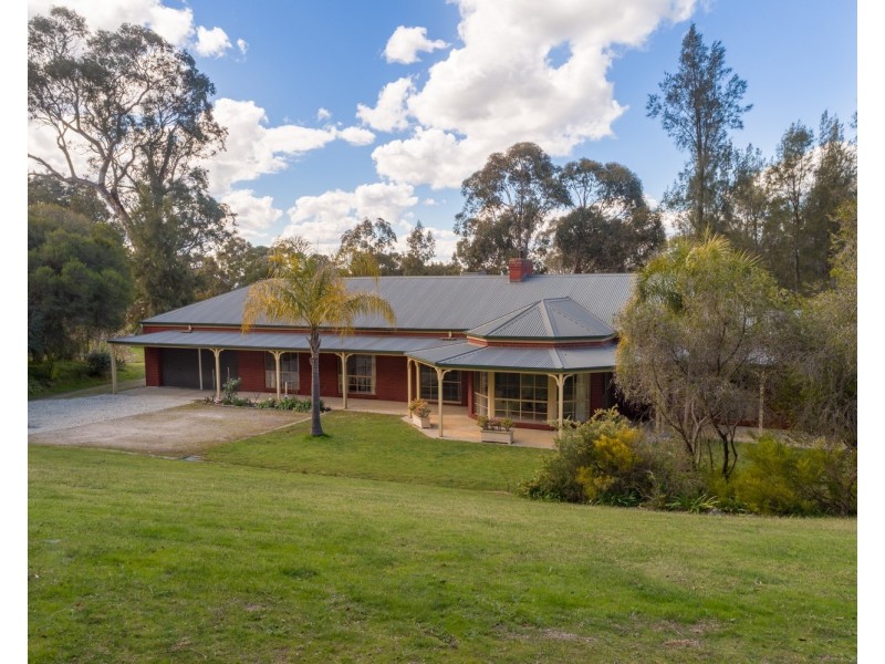 6 Echidna Court, Baranduda VIC 3691