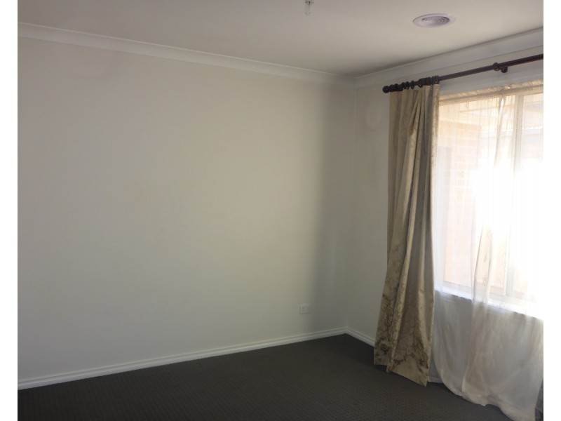 29 Victoria Cross Parade, Wodonga VIC 3690