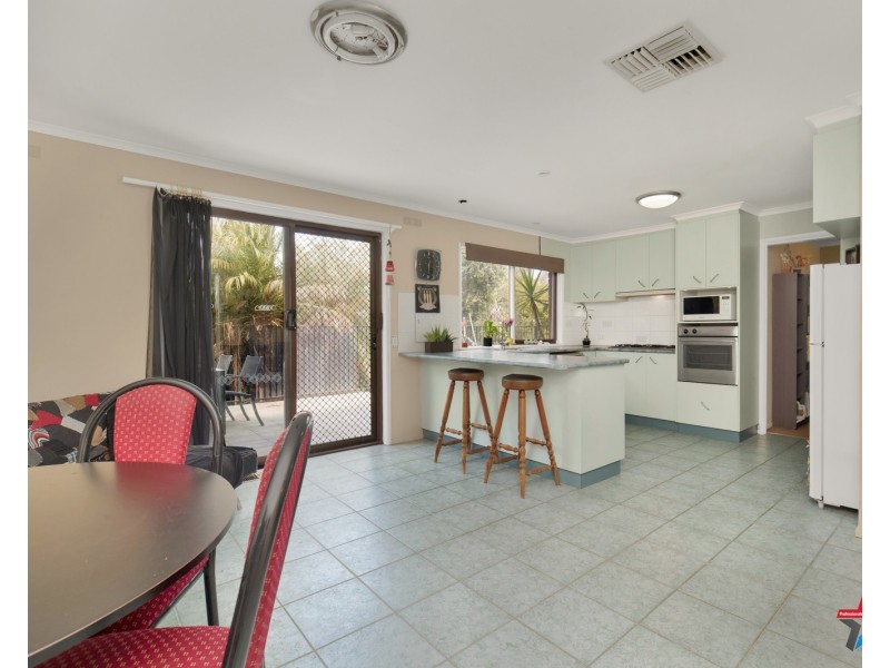 4 Buronga Drive, Springdale Heights NSW 2641