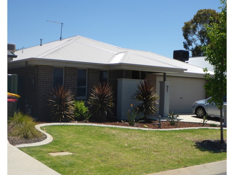 7 Inwood Crescent, Wodonga VIC 3690