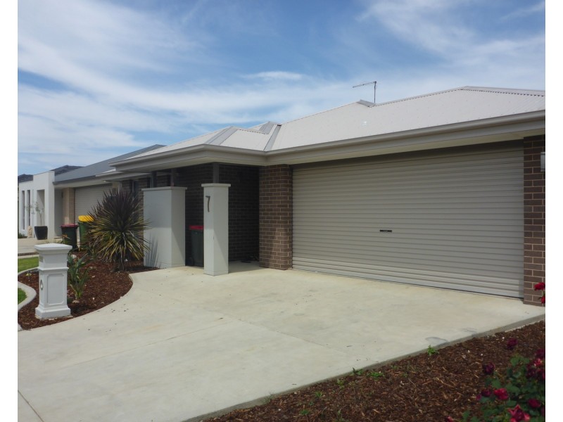 7 Inwood Crescent, Wodonga VIC 3690