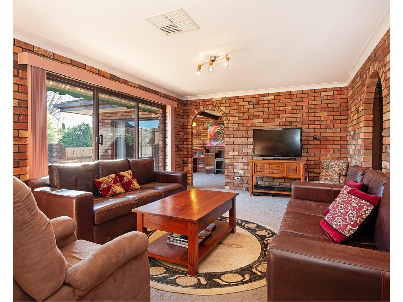502 Regina Avenue, North Albury NSW 2640