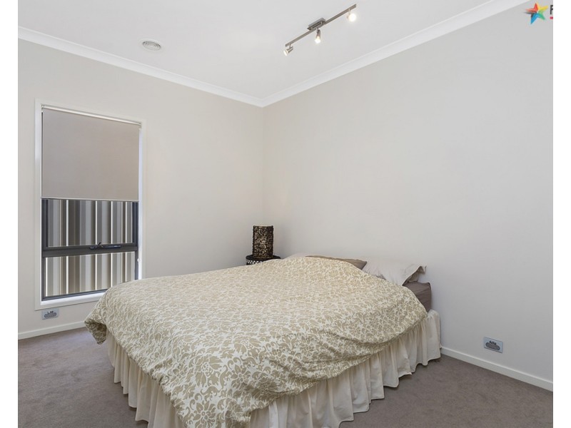 61 Victoria Cross Parade, Wodonga VIC 3690