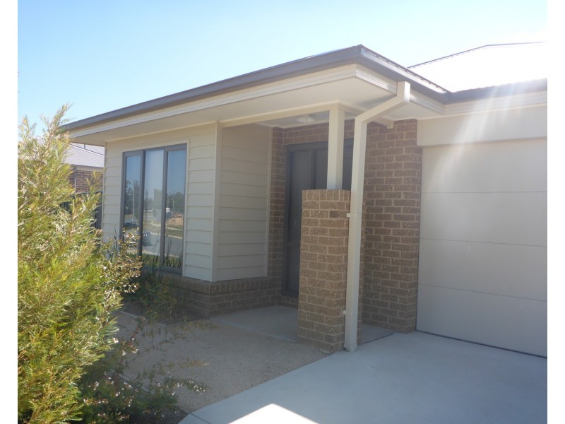 17 Perkins Street, Killara VIC 3691