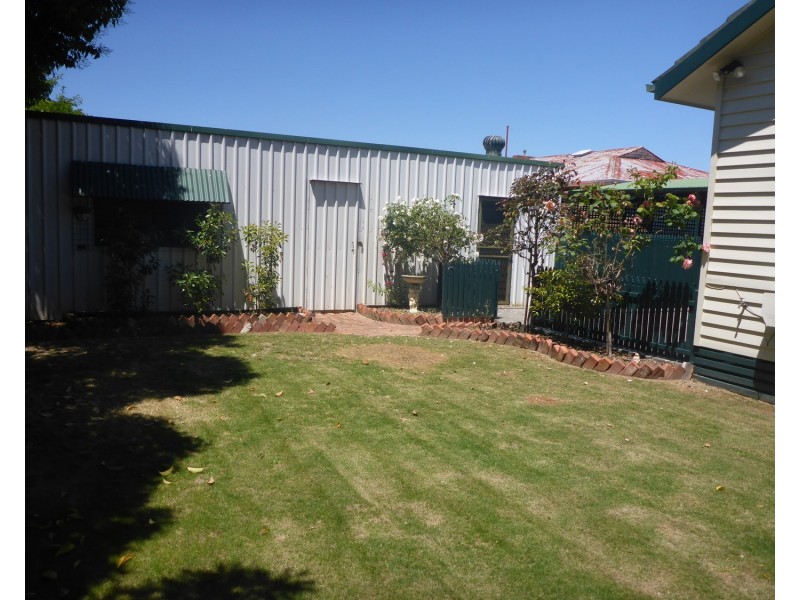 8 Pollard Street, Wodonga VIC 3690