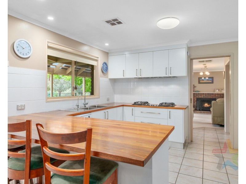 11 Flower Place, Wodonga VIC 3690