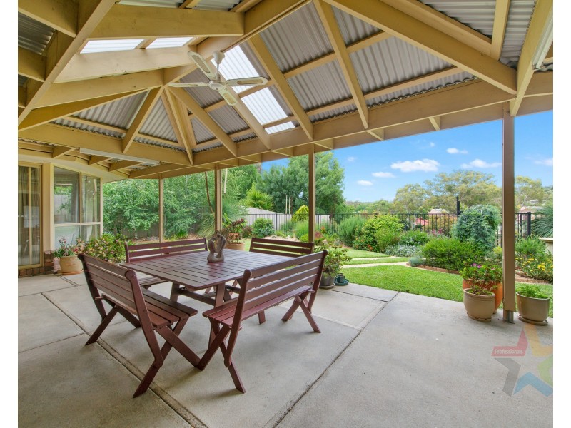 11 Flower Place, Wodonga VIC 3690