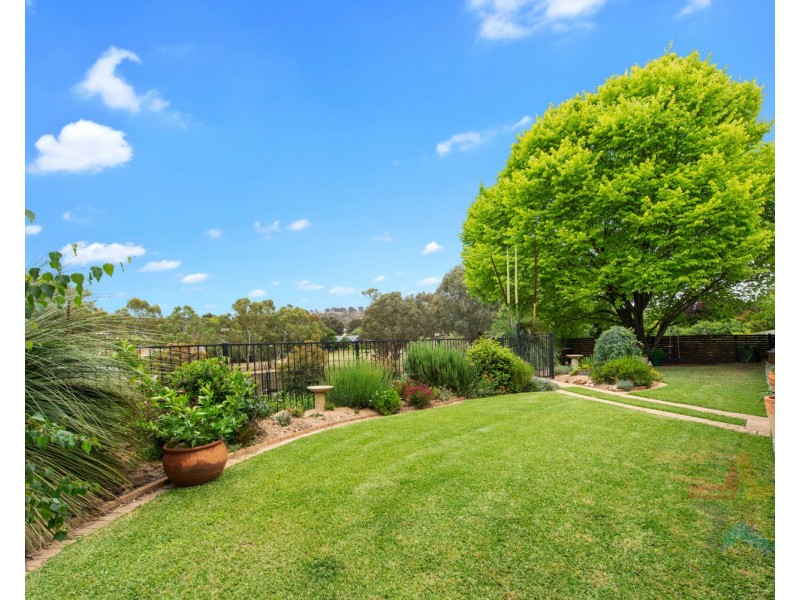 11 Flower Place, Wodonga VIC 3690