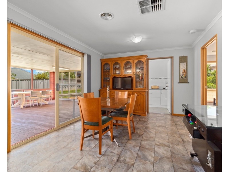 17 Falcon Circuit, Wodonga VIC 3690