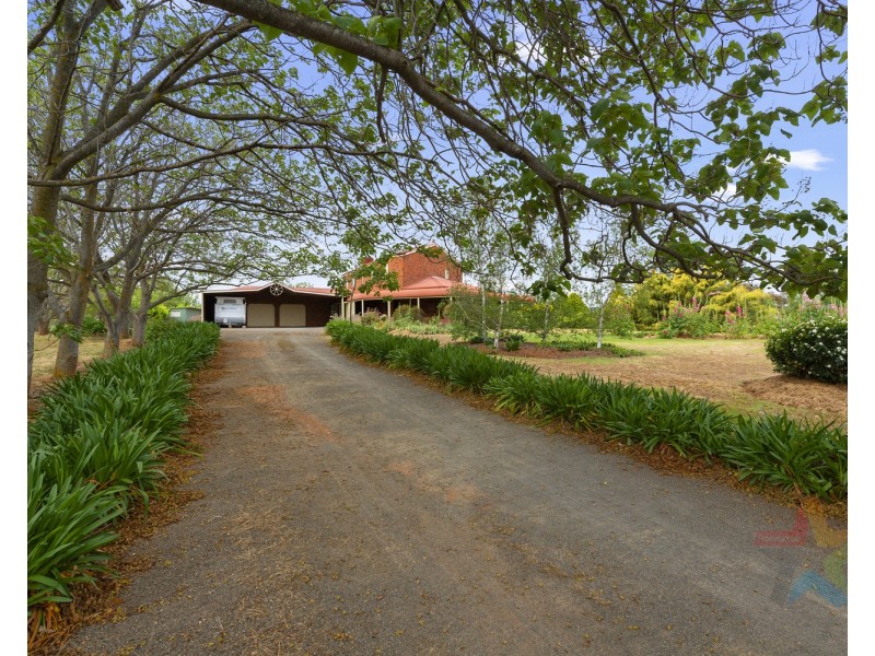 9 Klara Court, Gerogery NSW 2642