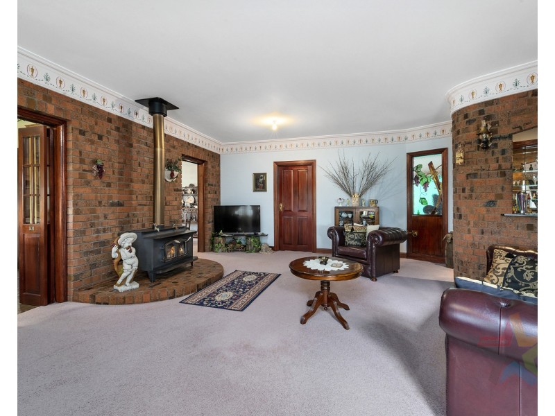 9 Klara Court, Gerogery NSW 2642