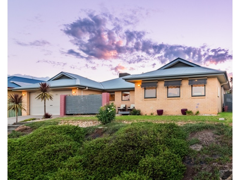 17 Briese Court, Thurgoona NSW 2640