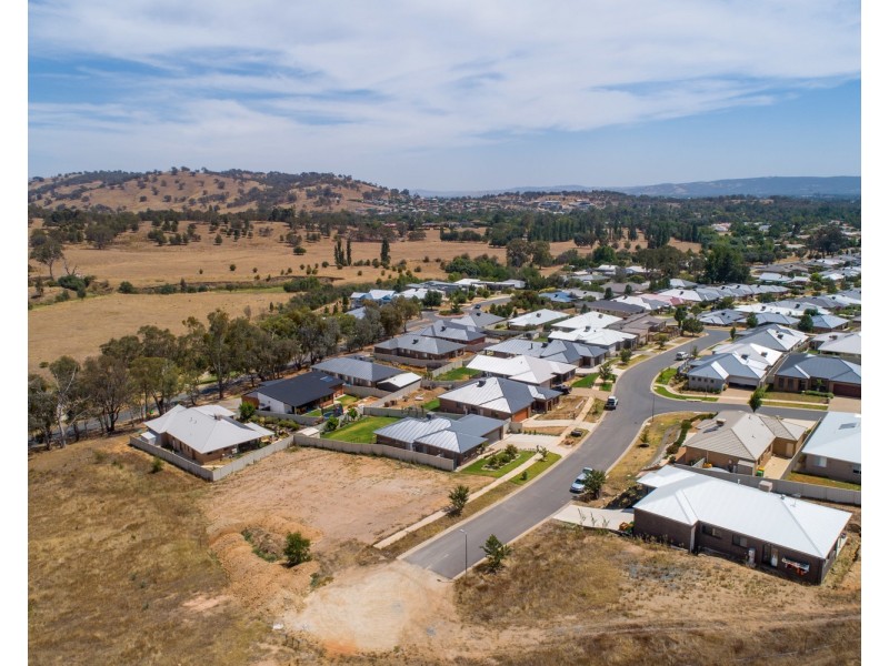 13 Anglesey Street, Wodonga VIC 3690