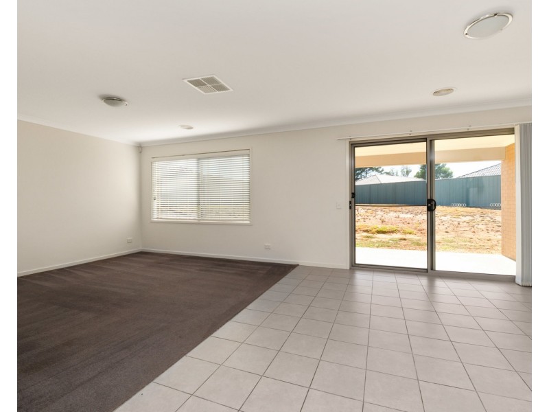 54 Driver Terrace, Glenroy NSW 2640