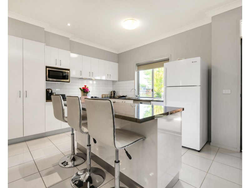 11 Elmwood Circuit, Wodonga VIC 3690