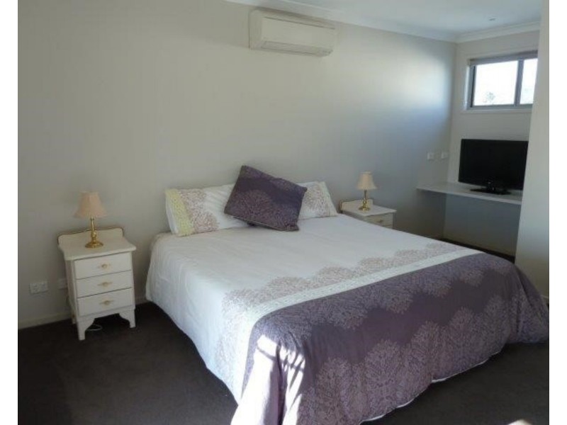 11 Elmwood Circuit, Wodonga VIC 3690