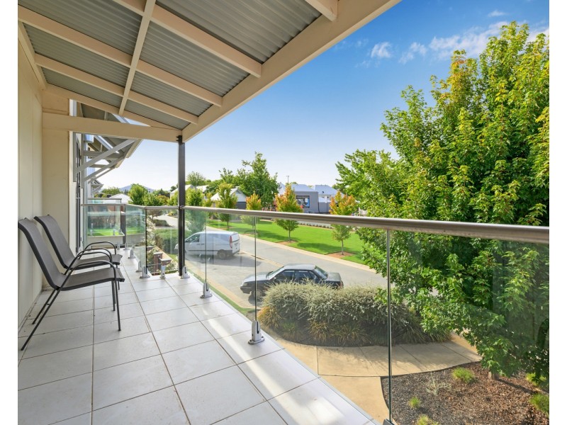 11 Elmwood Circuit, Wodonga VIC 3690