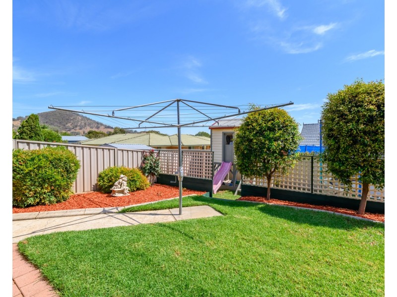 8 Mashie Way, Wodonga VIC 3690