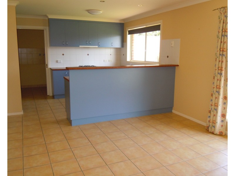 11 Ambrose Crescent, Wodonga VIC 3690