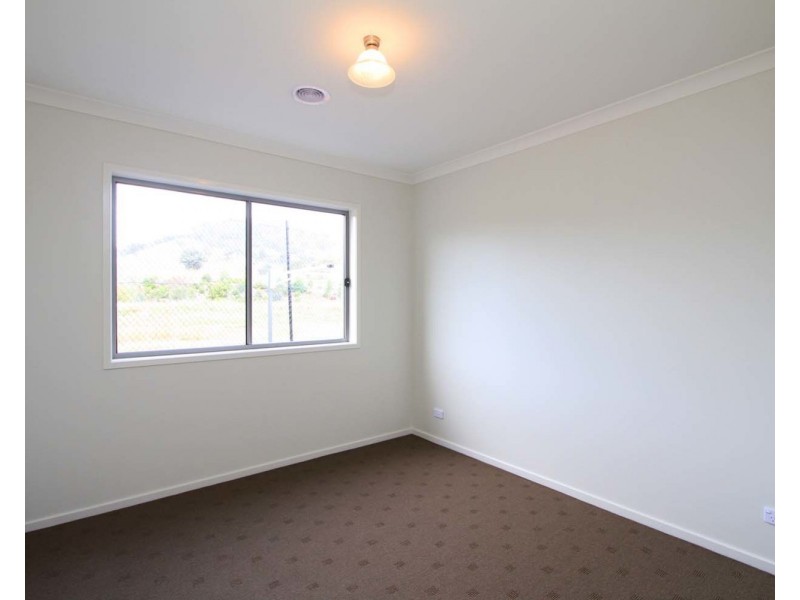 4/17 Thorneycroft Avenue, Wodonga VIC 3690