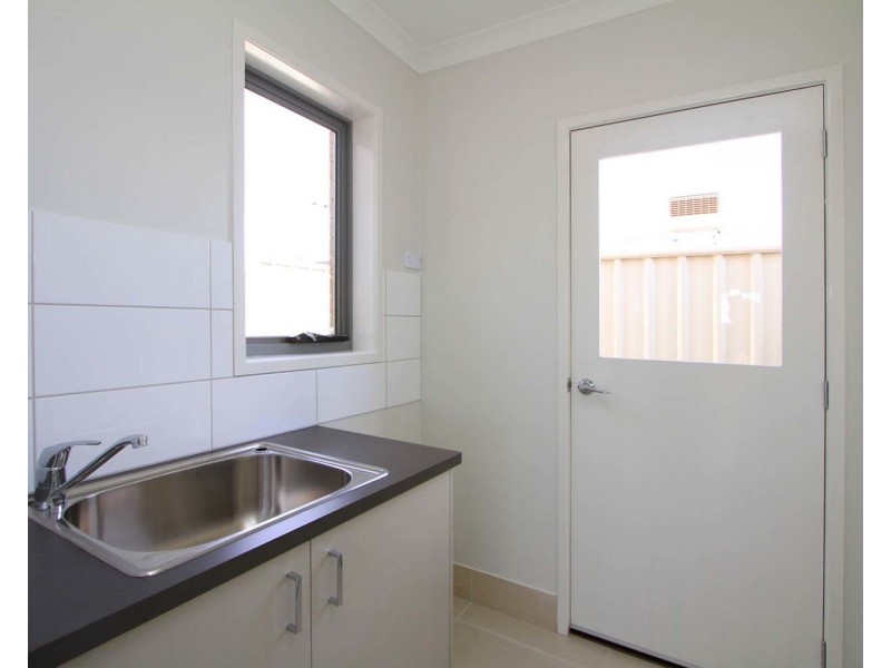 4/17 Thorneycroft Avenue, Wodonga VIC 3690