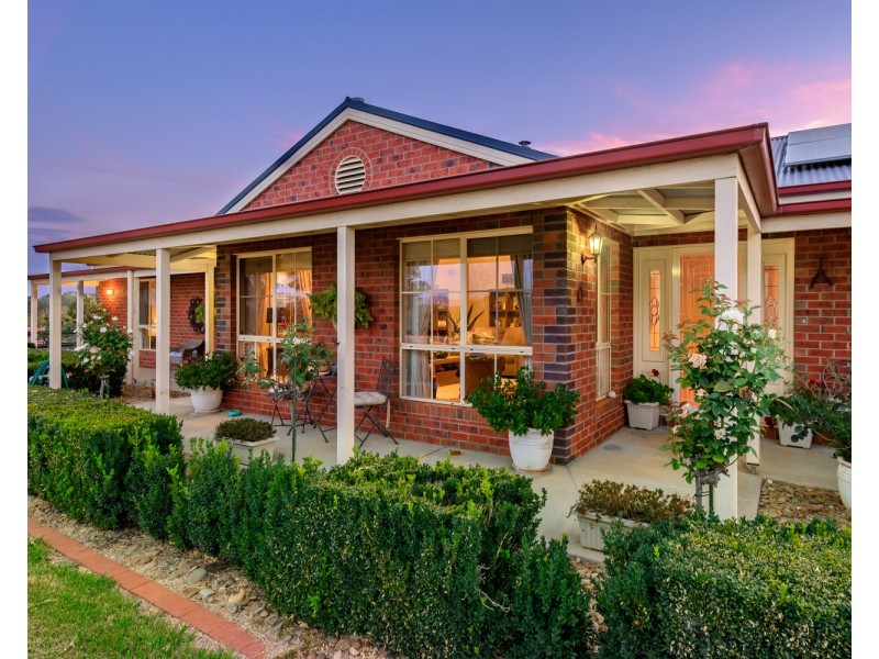 360 Whytes Road, Baranduda VIC 3691