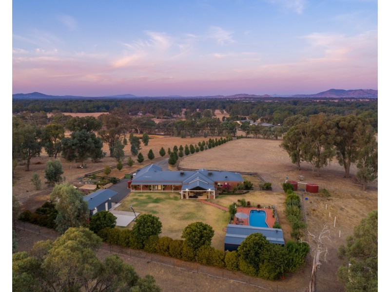 360 Whytes Road, Baranduda VIC 3691