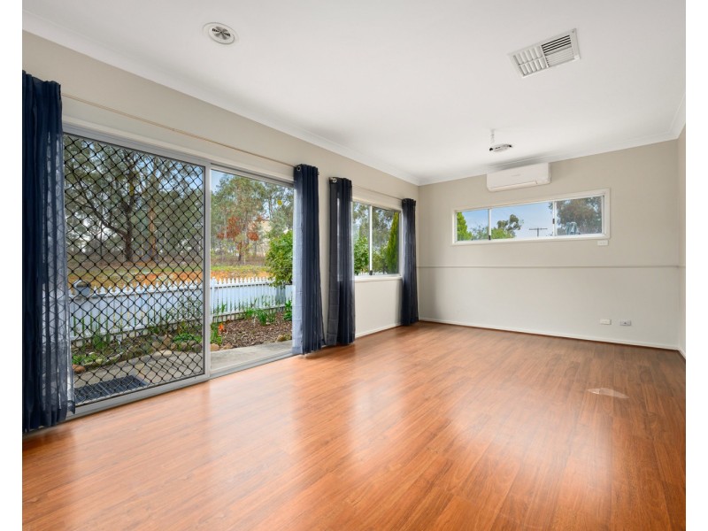 85 North Road, Chiltern VIC 3683