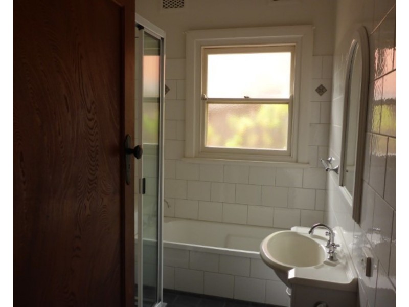 608 Lindsay Avenue, Albury NSW 2640