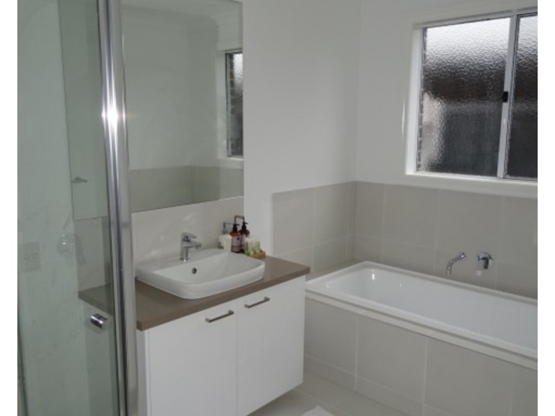 11 Trickett Avenue, Wodonga VIC 3690