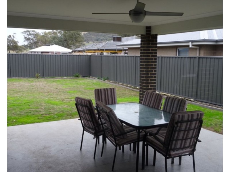 11 Trickett Avenue, Wodonga VIC 3690