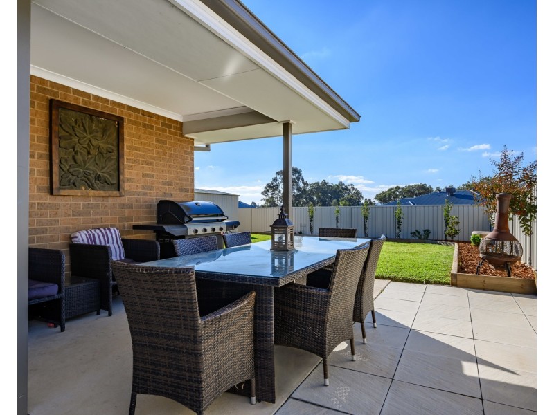4 Hastings Way, Wodonga VIC 3690