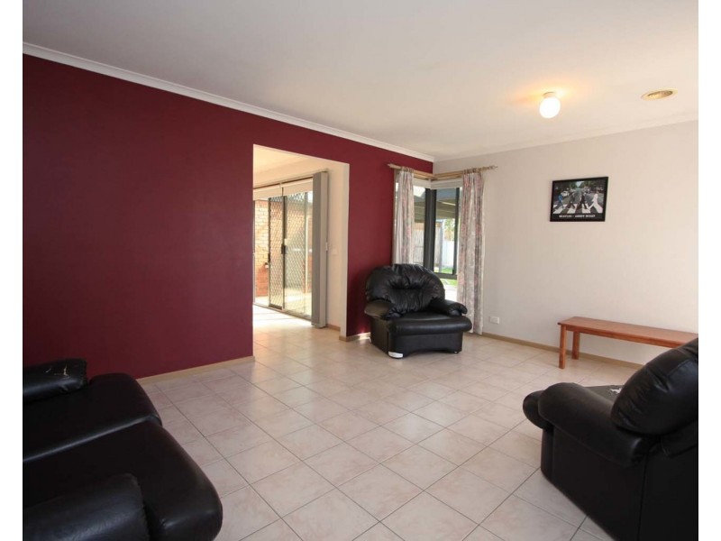 12 Coventry Court, Wodonga VIC 3690