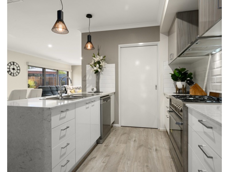 1 Wenden Avenue, Killara VIC 3691