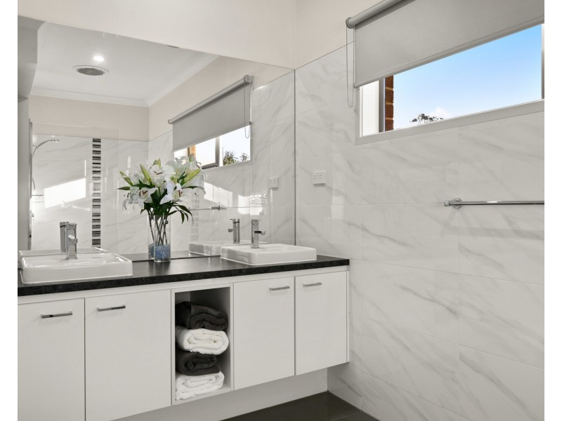 1 Wenden Avenue, Killara VIC 3691