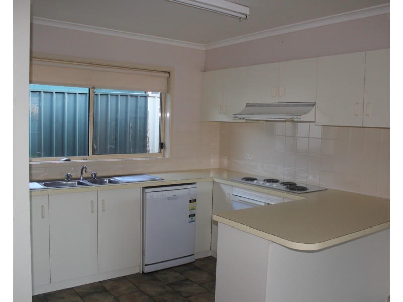 7 McCulloch Crescent, Wodonga VIC 3690