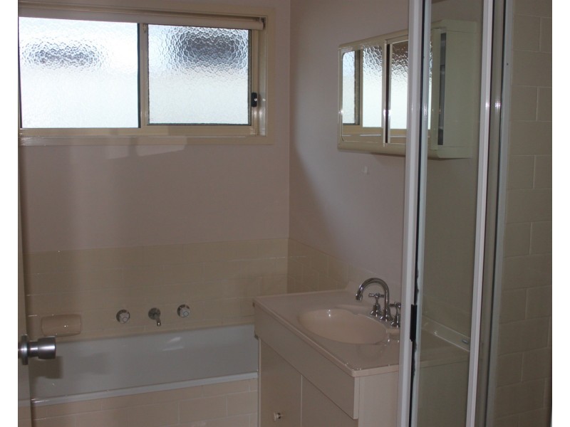 7 McCulloch Crescent, Wodonga VIC 3690