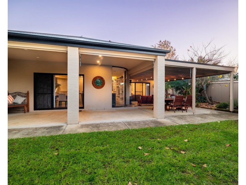 14 Hemlock Court, Baranduda VIC 3691