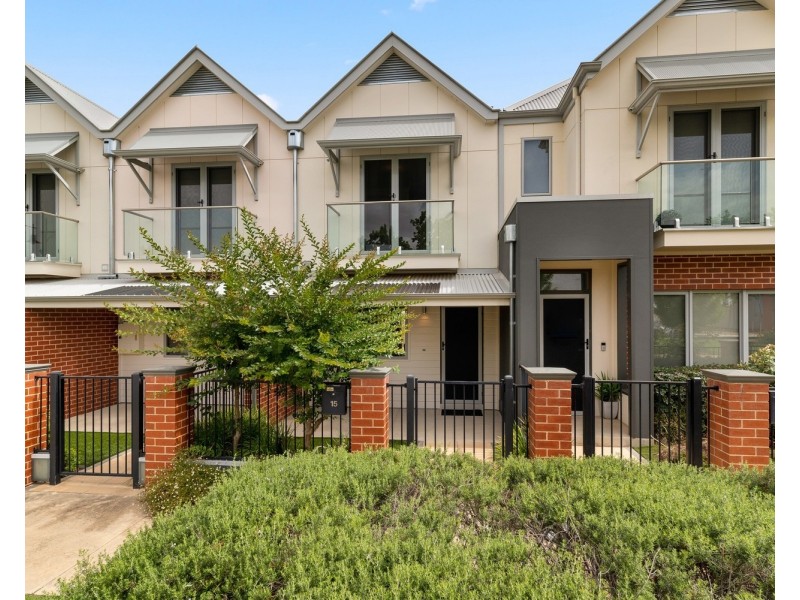 15 Elmwood Circuit, Wodonga VIC 3690