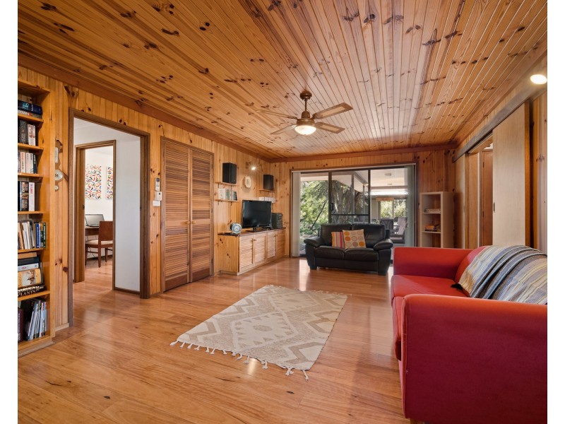 56 Urana Road, Burrumbuttock NSW 2642